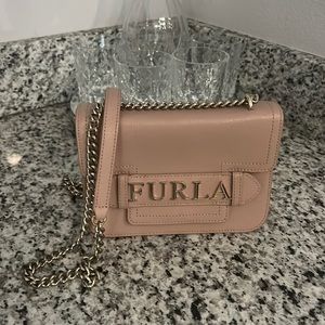 ✨🤩FURLA Saffiano soft pink gold chain genuine, leather shoulder bag